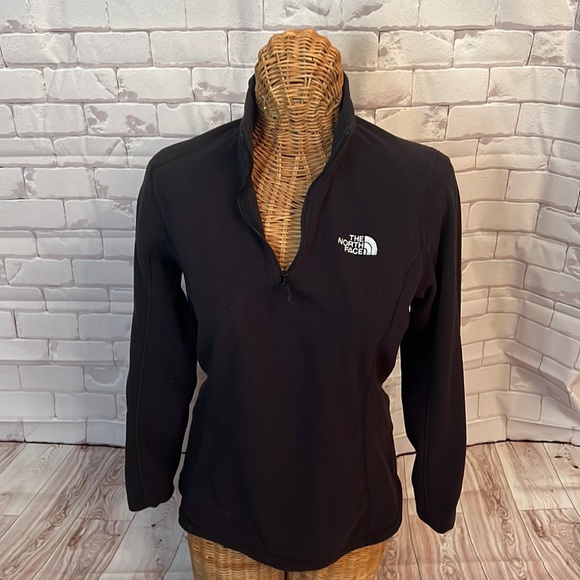 The North Face Tops - EUC The North Face Women's Black Fleece Quarter Zip Pullover. Size Medium